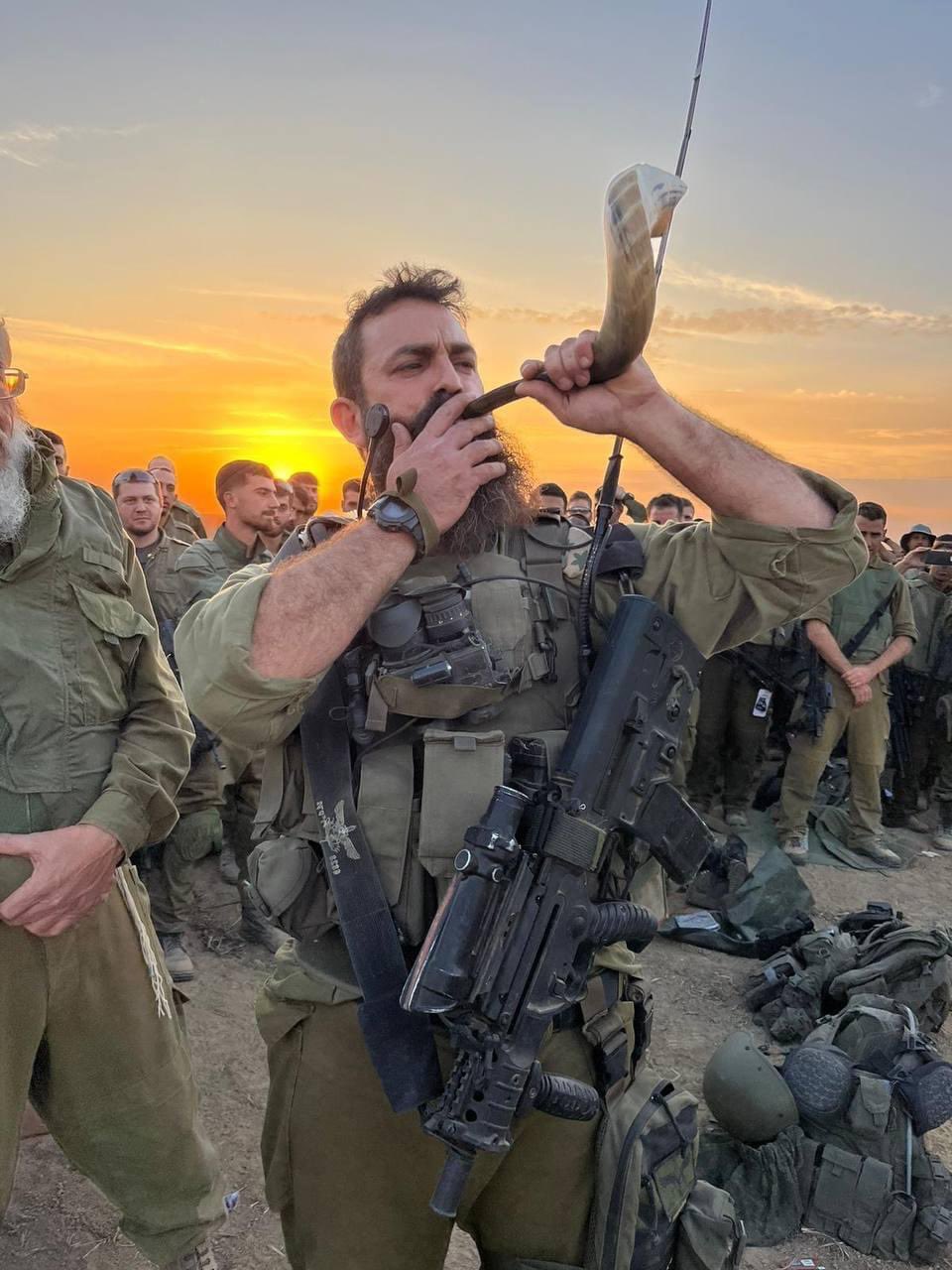 When the Trumpets Sound: Recognizing Hashem’s Voice in Our Lives and in History